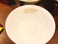 餐具摆设-松發肉骨茶(克拉码头店)