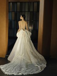 -纯色时光婚纱艺术馆WHITE