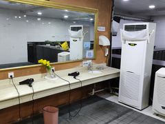 -英派斯健身俱乐部(香港东路店)