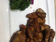 -广东大厦酒店(广州北京路步行街纪念堂地铁站店)