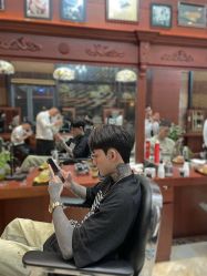 -尼特斯男士发型馆