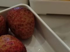 -涨巢·潮玩水疗局