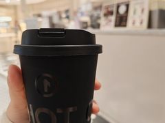 -HOT CRUSH趁热集合·现烤面包(上海环球港店)