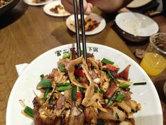 -富正毅三下锅·湘西韵味(天门山索道店)