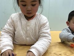 -想象乐创意早教托育中心(殷高西路店)