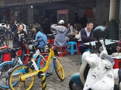 -酒宝荡烧烤(长航局江大路住宅小区店)