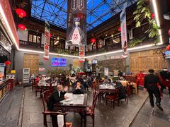 大堂-蔼若春.传承三十年云南菜(金碧公园店)
