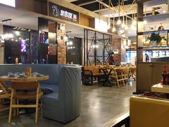 大堂-新凯旋·烧烤bar(余英坊店)