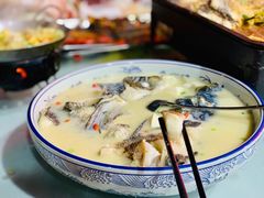 有机鱼头浓汤-浔味·山屿湖·正宗淳牌全鱼宴老字号