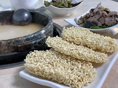 -墨脱石锅椰子鸡•香草鸭•东山羊(大东海店)