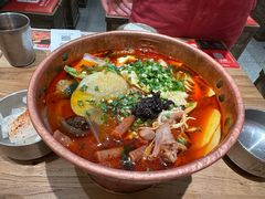 -成都你六姐·牛肉冒菜(信泰中心商场店)