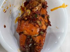 -凤凰路何眼镜香辣蟹(花果园店)