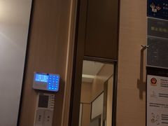 -港湾一号美食水疗会