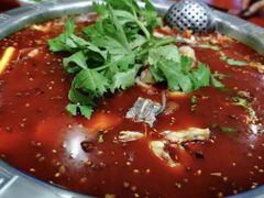 -刘胖娃鱼庄·特色肥肠鱼(杨家坪店)