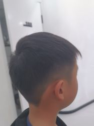 -V7 HAIR SALON