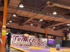 -Tenker Club弹刻极限主题公园 · 蹦床 · 团建 · 生日派对(大关店)
