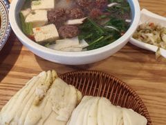 -金莹丸子汤清真(朝外SOHO店)