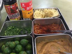 -四川小胡子海鲜(丁村万人海鲜广场店)