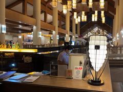 -亚龙湾喜来登·美景台大堂吧