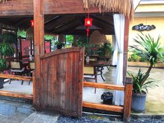 -二厨·吊桥小院·脆皮烧鸡公·本地农家菜(沿江西路店)