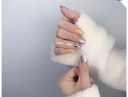 -妙睫屋日式美甲美睫