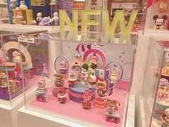 -泡泡玛特POPMART(蓝色港湾店)