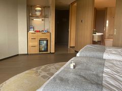 -上海佘山世茂艾美酒店
