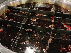-邓莽子老火锅(中兴路总店)