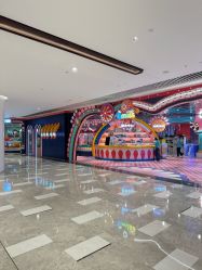 -Qmiss家庭娱乐中心(恒隆广场店)