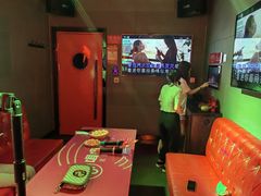 -唱吧麦颂KTV(黄骅华贸商业广场店)