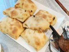 -汗腾格里·风味餐厅(新疆驻京办店)