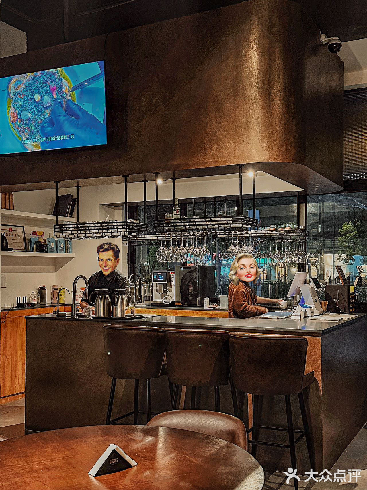 顺德这家约会西餐厅氛围感真的绝美！！🥂