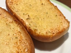 蒜香面包-萨莉亚意式餐厅(杭州滨江天街店)