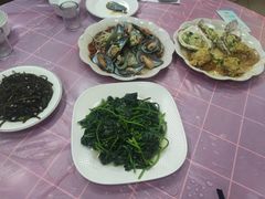 -鑫悦楼煎蟹·16年海鲜大排档