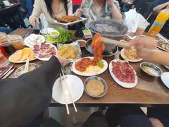 -韩风烤牛肉冷面店