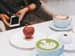 -Fridi Patisserie Cafe