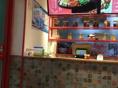 -小蛮椒麻辣烫·麻辣拌(青浦宝龙店)