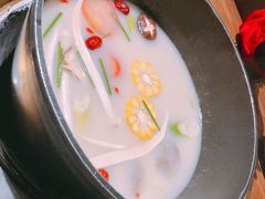 -三人行骨头王火锅(长寿店)
