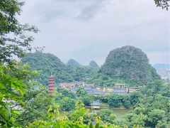 -叠彩山景区