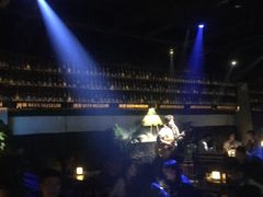 -啤客走廊