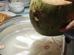 -三个椰子·现砍椰子鸡(金源CBD店)