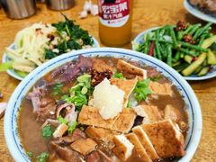 卤煮火烧-门框胡同百年卤煮(新街口店)