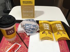 -麦当劳(中唱大厦店)