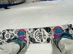 -乔波室内滑雪场