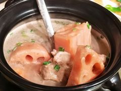 莲藕排骨汤-莲餐厅·湖北菜·潜江小龙虾店(愚园路店)