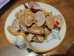 -泉畔人家·老济南经典鲁菜(大明湖店)