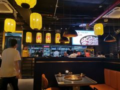 -锅哥有料老火锅(金港国际店)