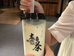 冰红豆抹茶拿铁-太平洋咖啡(市府恒隆二店)