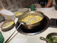 -喃喃椰·糟粕醋椰子鸡火锅(七堡花园店)