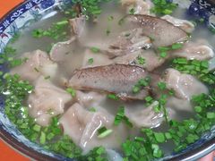 牛肉小馄饨-老新隆牛肉锅贴(新街口店)